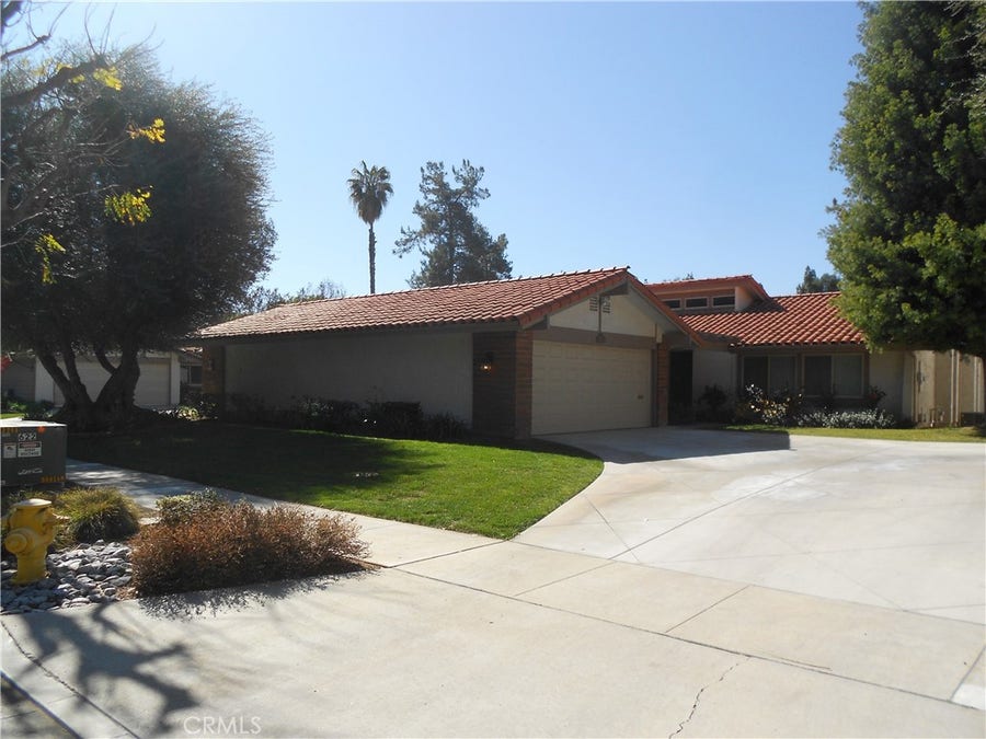 Property photo for 622 Via Zapata, Riverside, CA