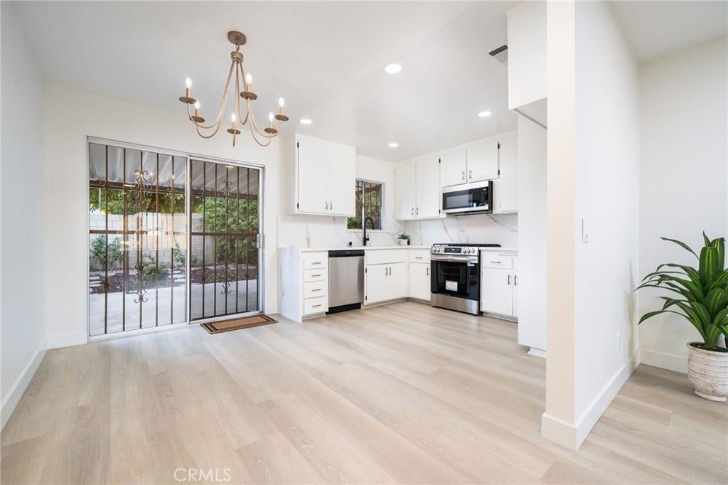 212 N Acacia Avenue, Rialto, CA 92376 212 N Acacia Avenue, Rialto, CA 92376