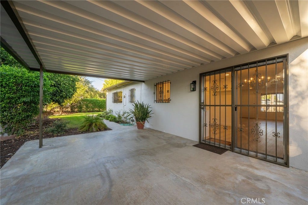 212 N Acacia Avenue, Rialto, CA 92376 212 N Acacia Avenue, Rialto, CA 92376