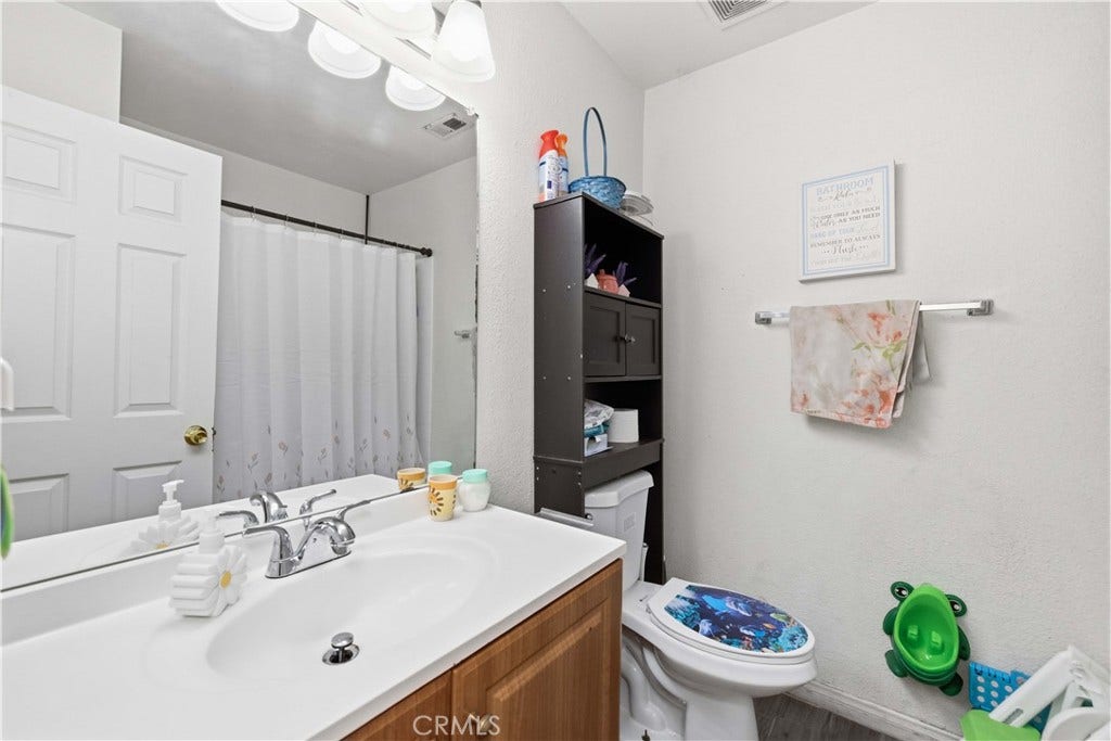 1021 W Avenue J13, Lancaster, CA 93534 1021 W Avenue J13, Lancaster, CA 93534