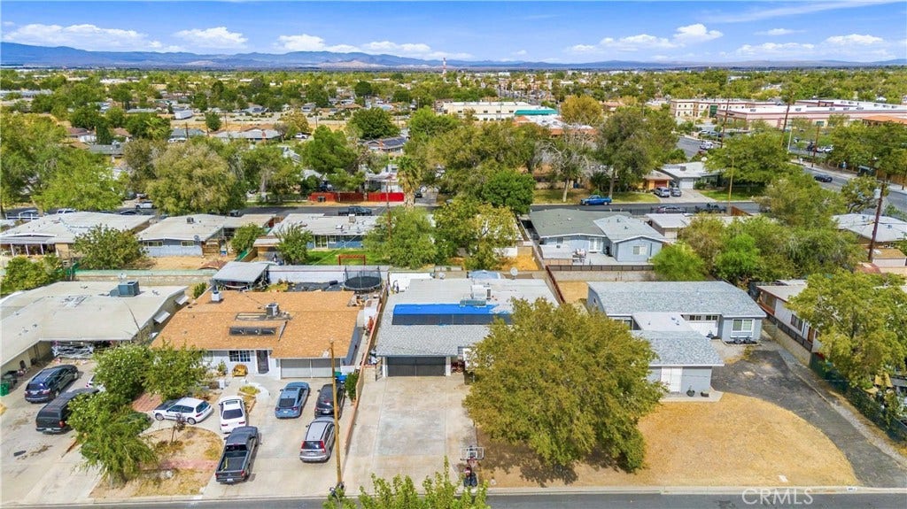 1021 W Avenue J13, Lancaster, CA 93534 1021 W Avenue J13, Lancaster, CA 93534