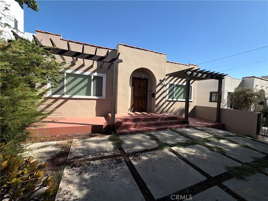 Property photo for 1110 Queen Anne Place, Los Angeles, CA