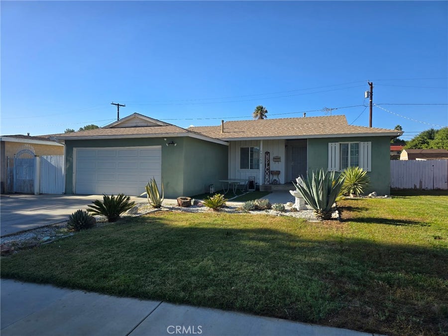 Property photo for 3469 Tipperary, Riverside, CA