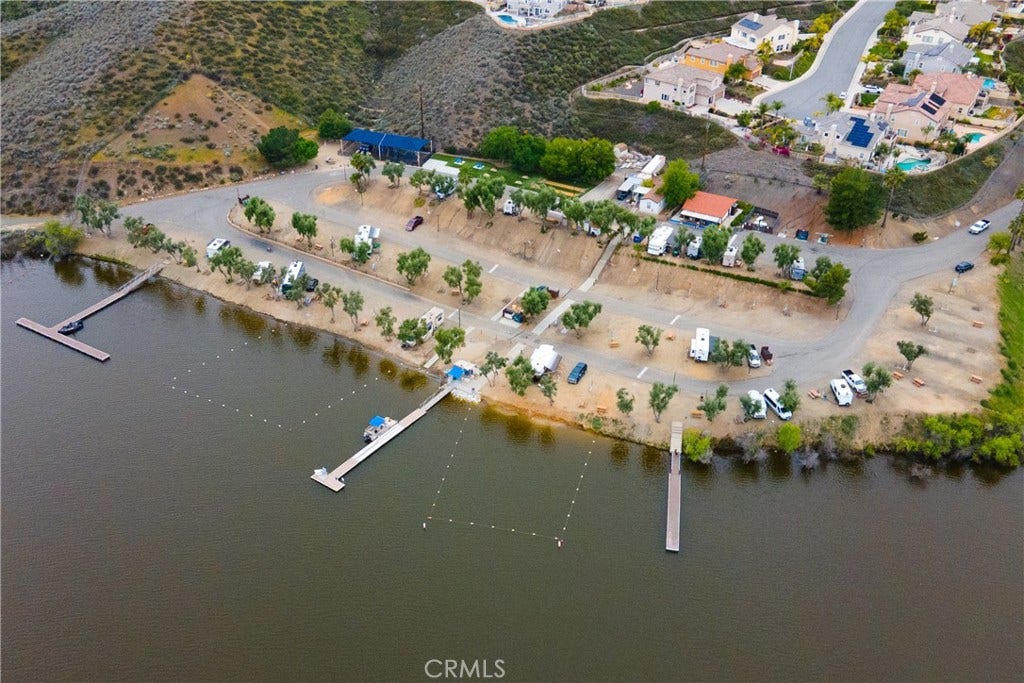 22760 Cascade Drive, Canyon Lake, CA 92587 Camp Ground