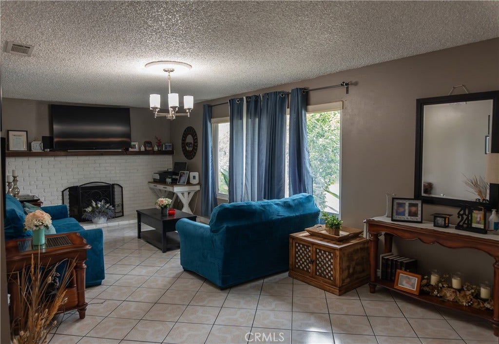 10837 Locust, Bloomington, CA 92316 10837 Locust, Bloomington, CA 92316