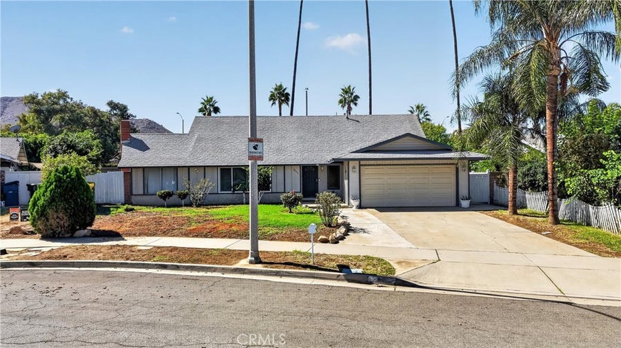 Property photo for 2942 Summerfield, Riverside, CA