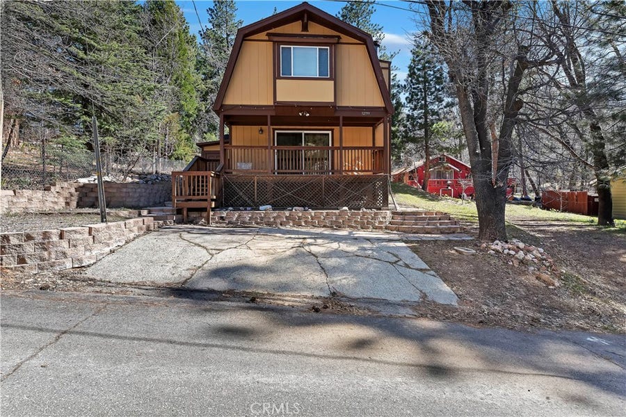 Property photo for 32799 Badger Ln, Running Springs, CA
