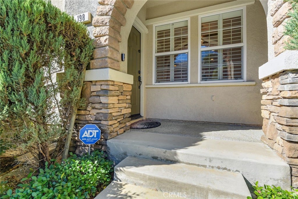 7353 Ellena W, #198, Rancho Cucamonga, CA 91730 Private entry front porch