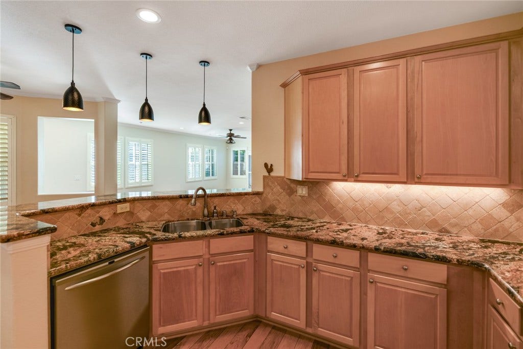 7353 Ellena W, #198, Rancho Cucamonga, CA 91730 Granite Countertops and stone backsplash