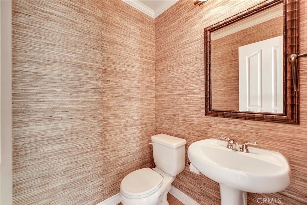 7353 Ellena W, #198, Rancho Cucamonga, CA 91730 Downstairs powder room for guests