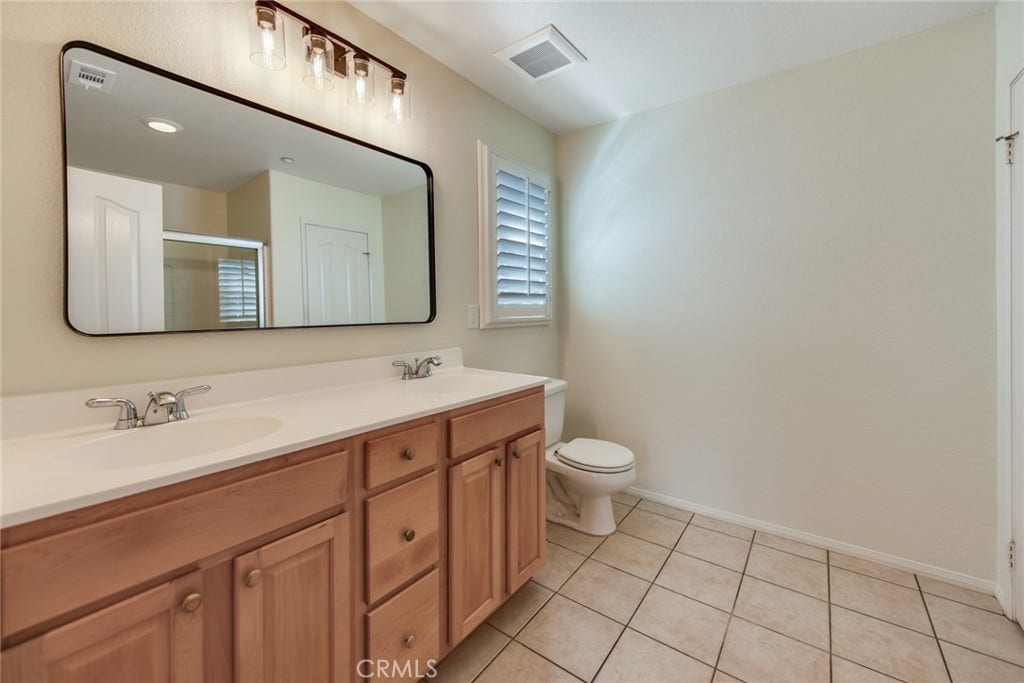 7353 Ellena W, #198, Rancho Cucamonga, CA 91730 Double sinks in spacious master bath