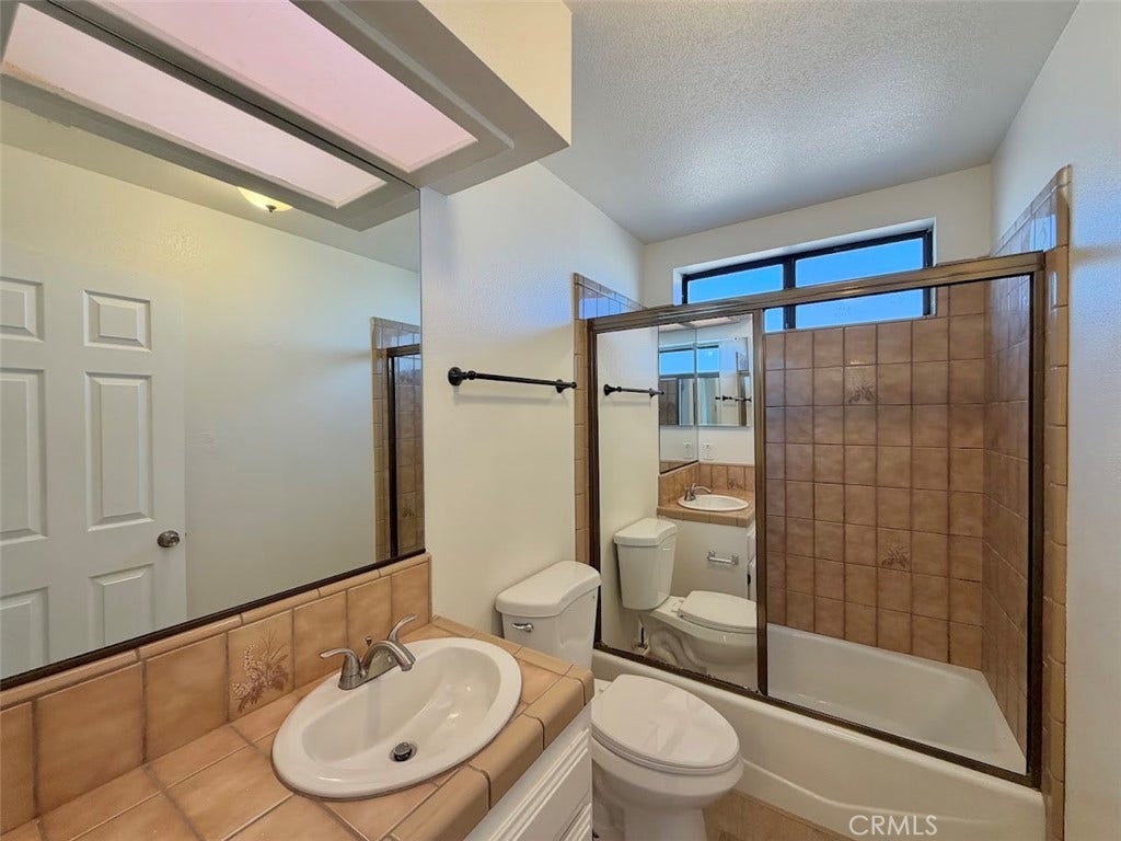 18075 Verano, Hesperia, CA 92345 18075 Verano, Hesperia, CA 92345
