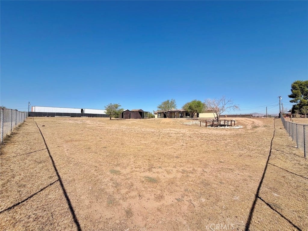 18075 Verano, Hesperia, CA 92345 18075 Verano, Hesperia, CA 92345