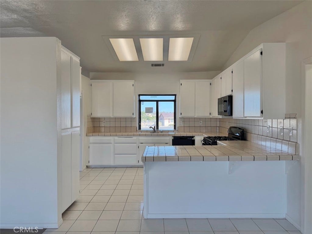 18075 Verano, Hesperia, CA 92345 18075 Verano, Hesperia, CA 92345