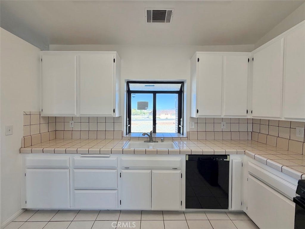 18075 Verano, Hesperia, CA 92345 18075 Verano, Hesperia, CA 92345