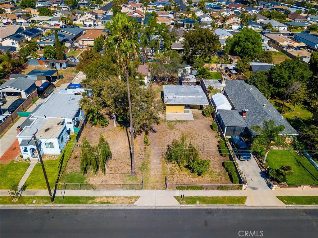 6871 Berry, Buena Park, CA 90620 Complete lot