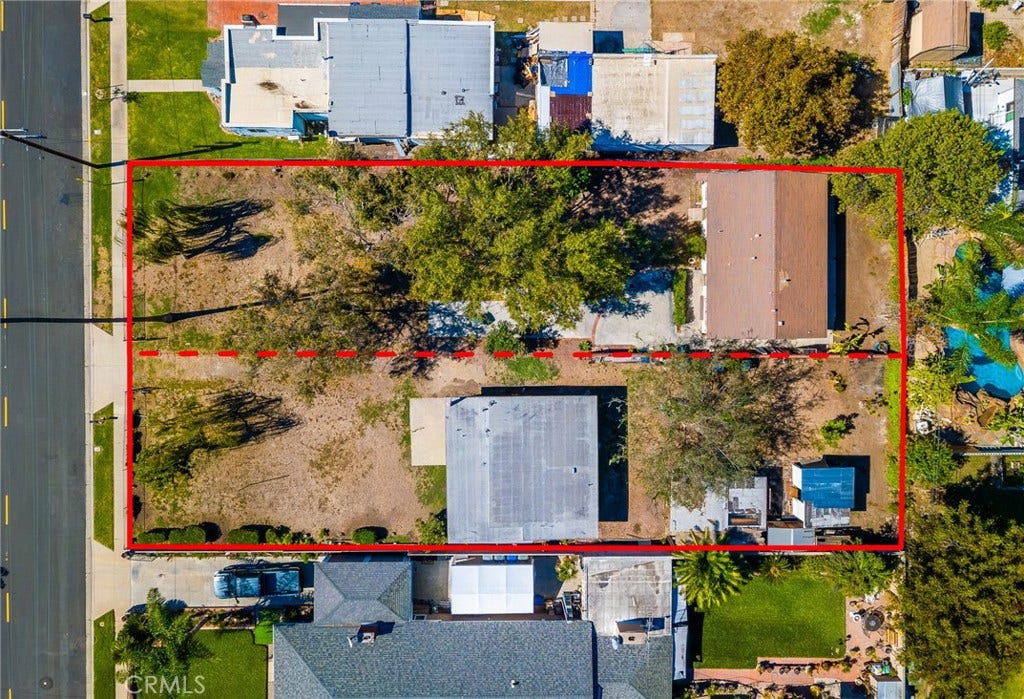 6871 Berry, Buena Park, CA 90620 Lot lines are approximate are to show opportunity only