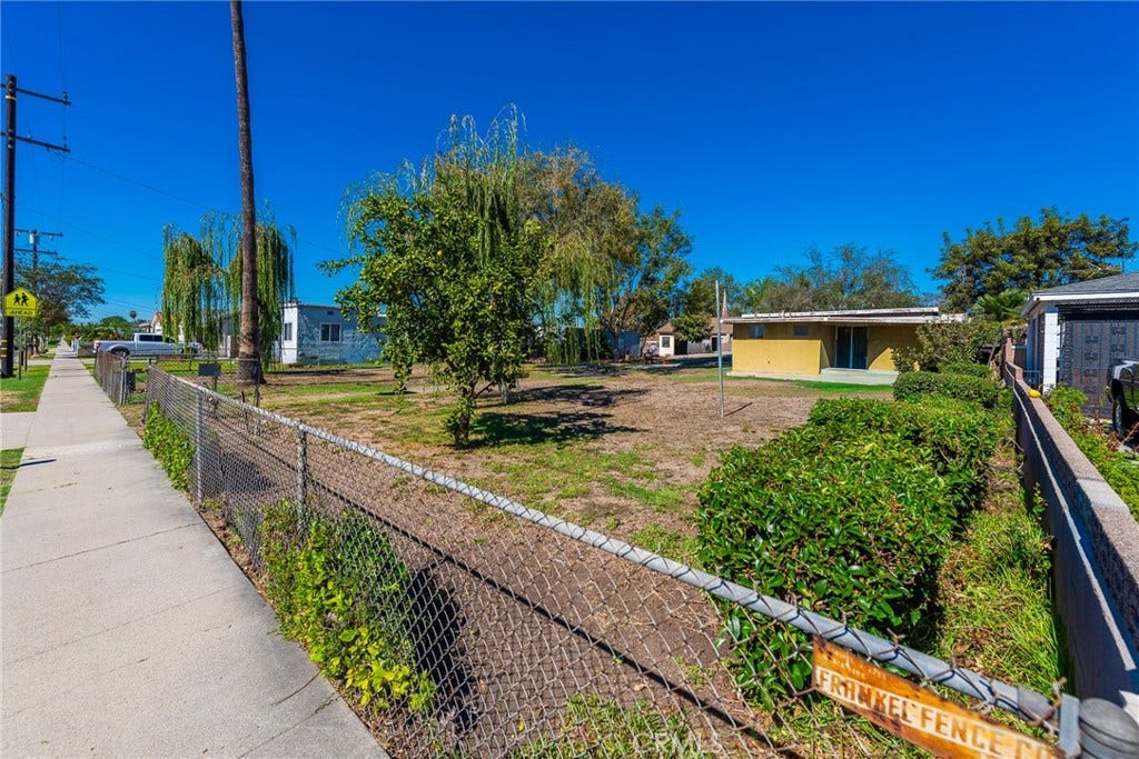 6871 Berry, Buena Park, CA 90620 Front view of lot