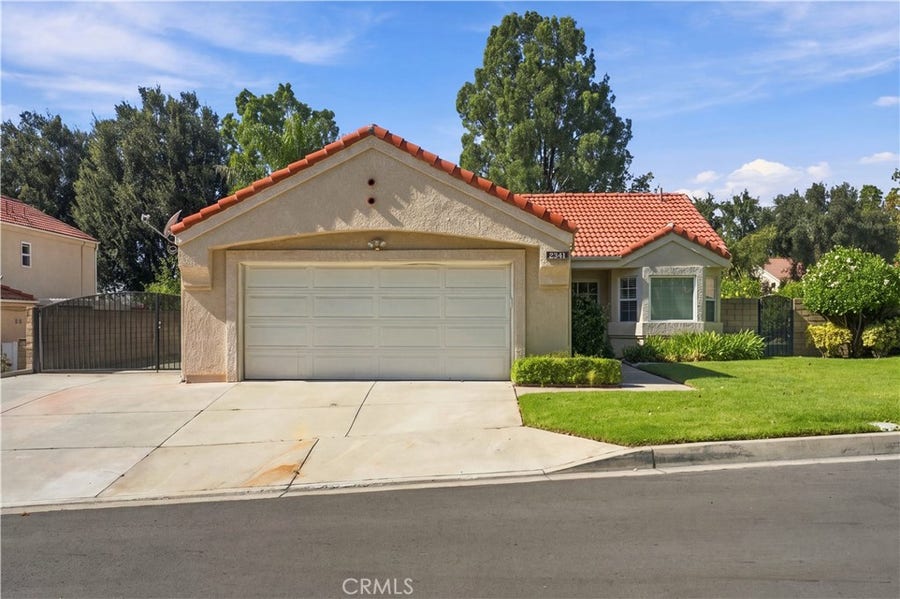 Property photo for 2341 Palermo Alley, Upland, CA