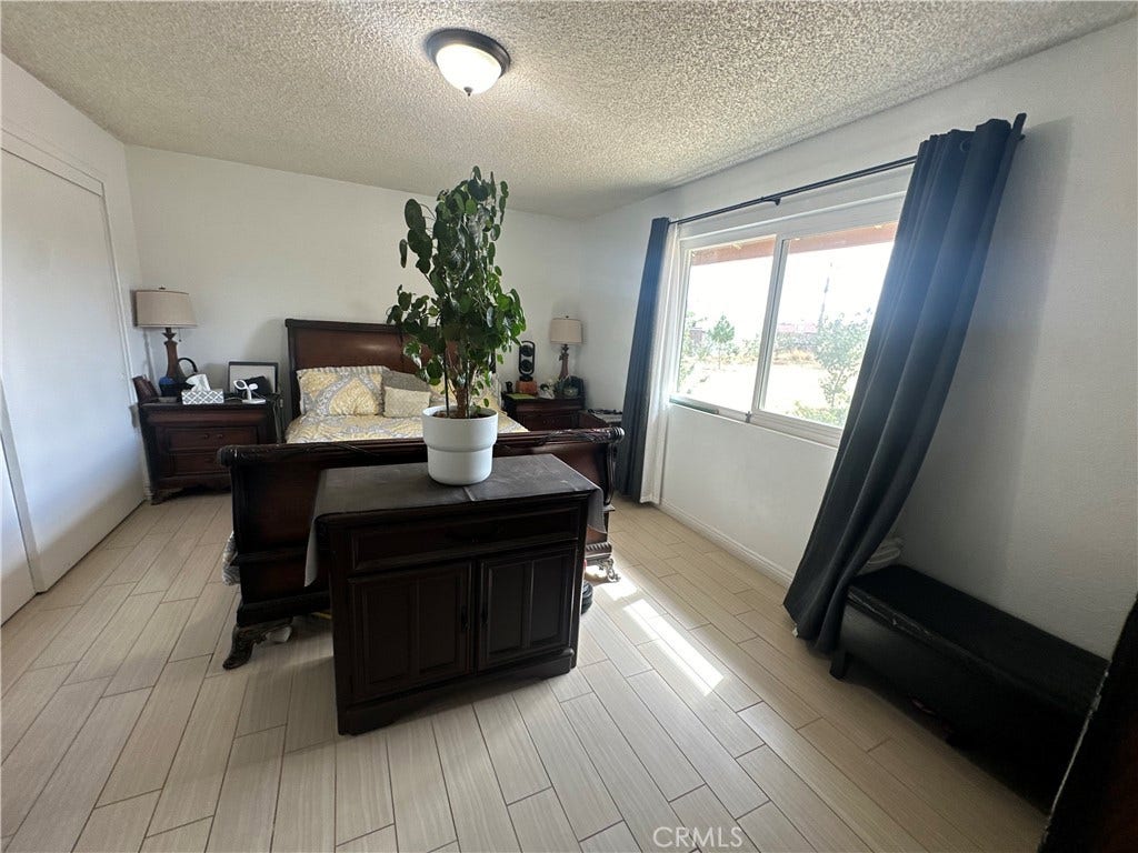 15333 Jasmine, Victorville, CA 92395 15333 Jasmine, Victorville, CA 92395