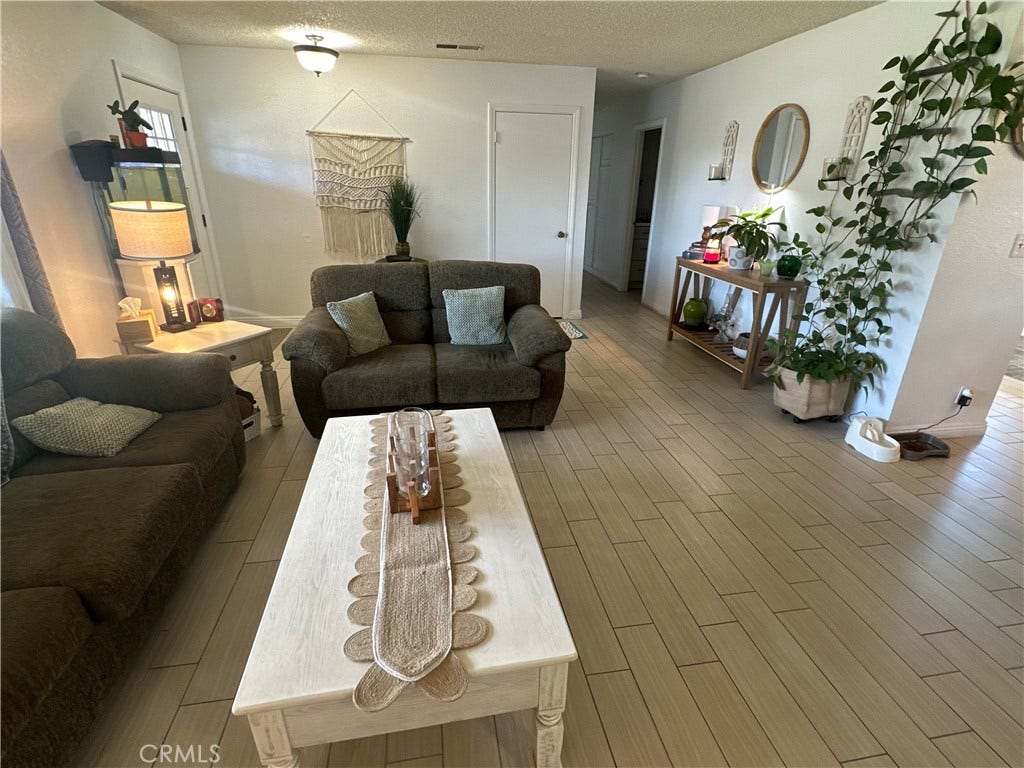 15333 Jasmine, Victorville, CA 92395 15333 Jasmine, Victorville, CA 92395
