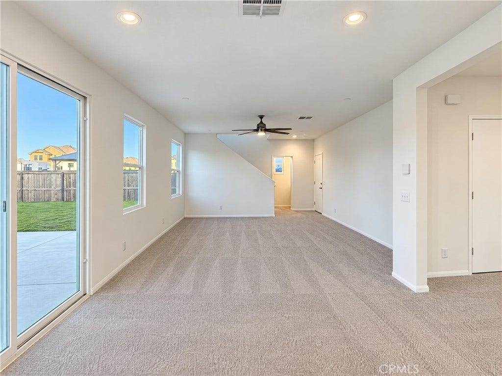 3019 Desert Cloud, Rosamond, CA 93560 3019 Desert Cloud, Rosamond, CA 93560