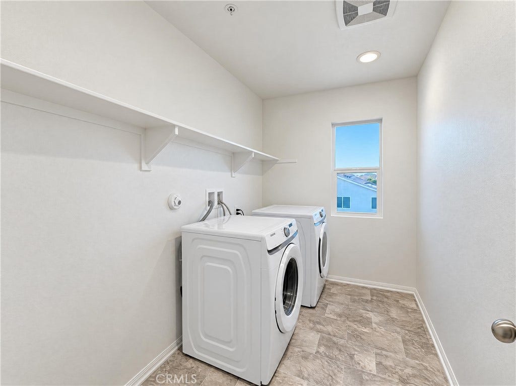 3019 Desert Cloud, Rosamond, CA 93560 3019 Desert Cloud, Rosamond, CA 93560