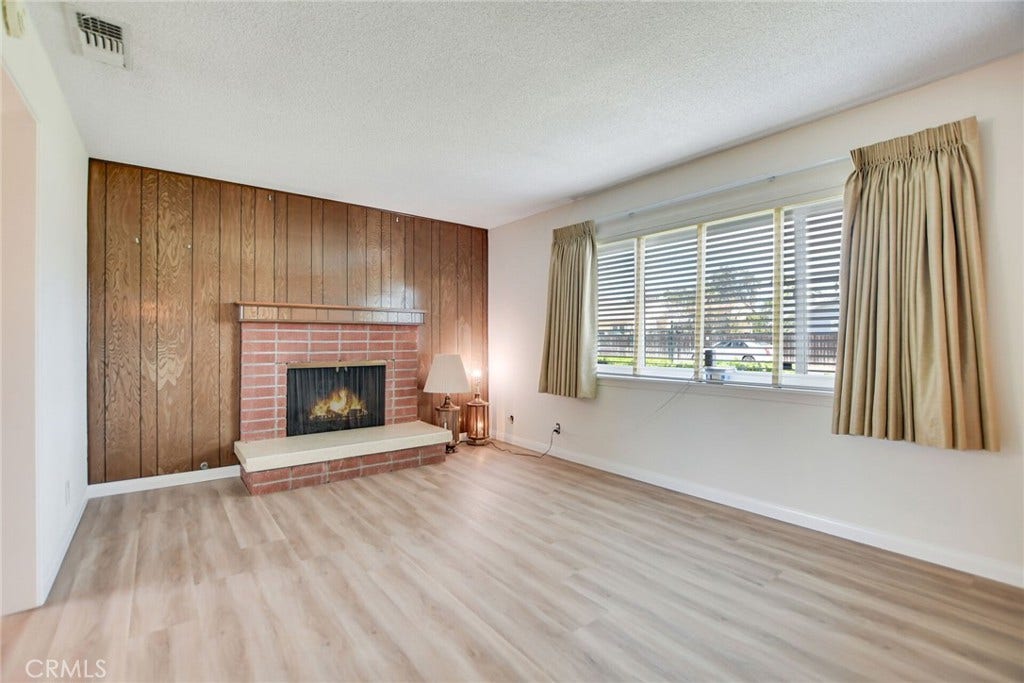 4593 Glen, Riverside, CA 92509 4593 Glen, Riverside, CA 92509