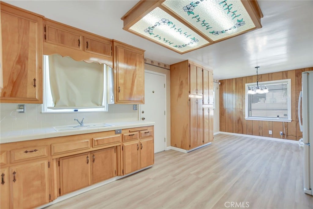 4593 Glen, Riverside, CA 92509 4593 Glen, Riverside, CA 92509