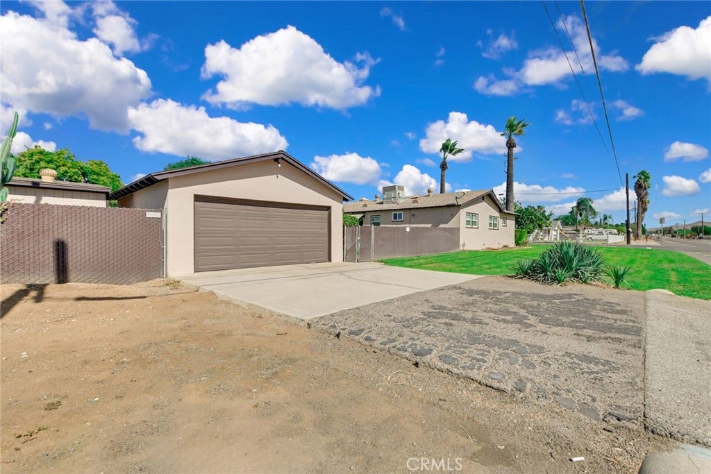 4593 Glen, Riverside, CA 92509 4593 Glen, Riverside, CA 92509
