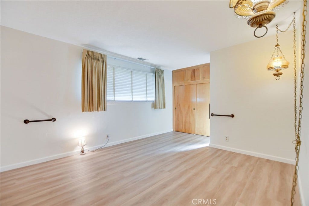 4593 Glen, Riverside, CA 92509 4593 Glen, Riverside, CA 92509