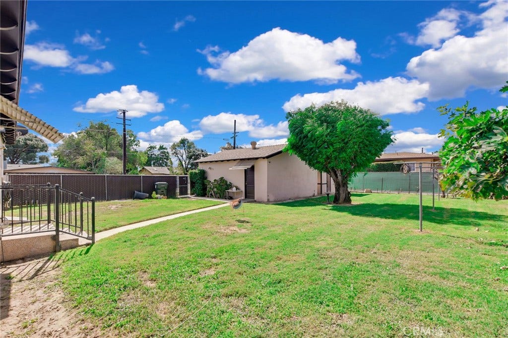 4593 Glen, Riverside, CA 92509 4593 Glen, Riverside, CA 92509