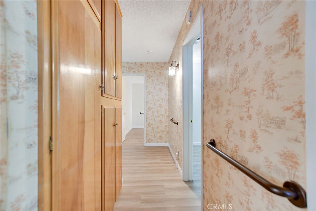 4593 Glen, Riverside, CA 92509 4593 Glen, Riverside, CA 92509