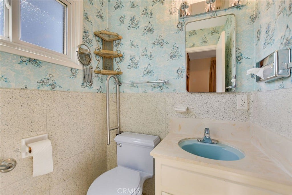 4593 Glen, Riverside, CA 92509 4593 Glen, Riverside, CA 92509