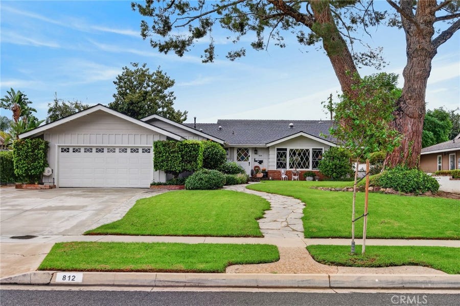 Property photo for 812 Alta Vista, Corona, CA