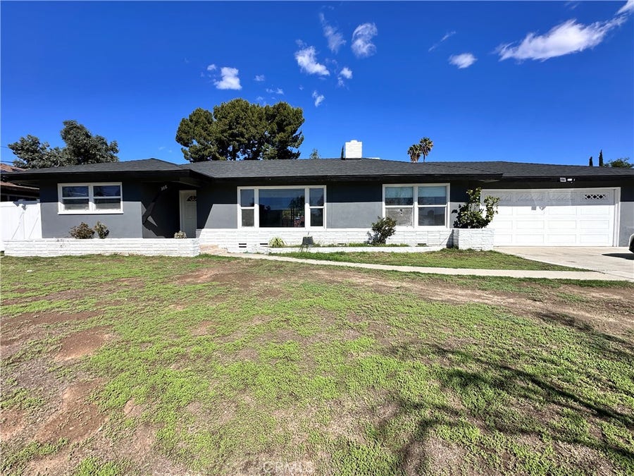 Property photo for 386 E Van Koevering, Rialto, CA