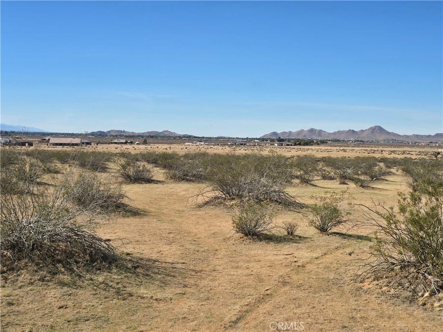 Property photo for 0 Shirwaun, Apple Valley, CA