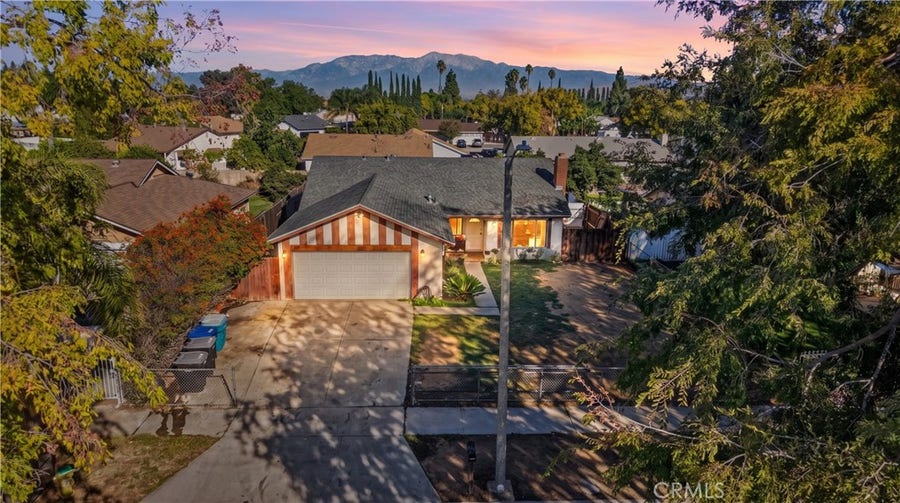 Property photo for 9525 Cabrillo Drive, Riverside, CA
