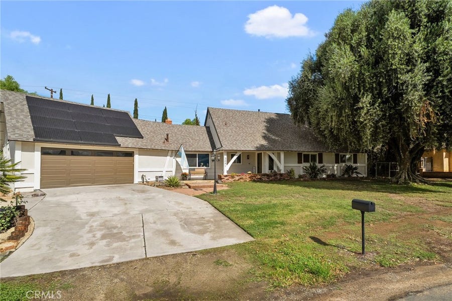 Property photo for 3091 Kips Korner Road, Norco, CA
