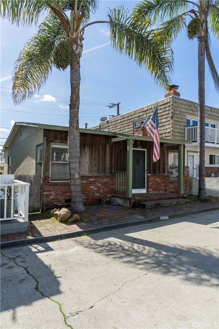 Property photo for 440 31st Street, Hermosa Beach, CA