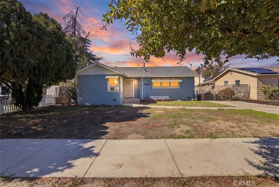 Property photo for 425 S Carmalita, Hemet, CA