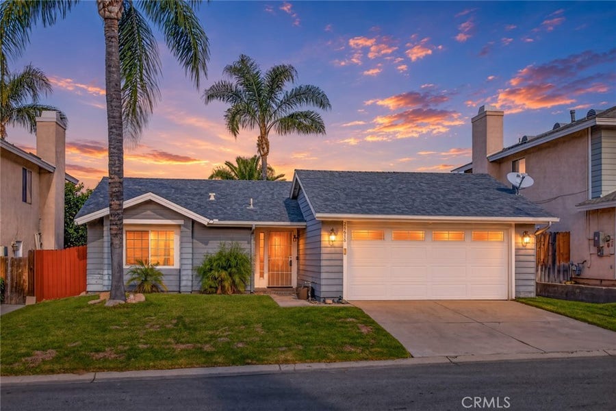 Property photo for 28618 Greenville, Highland, CA