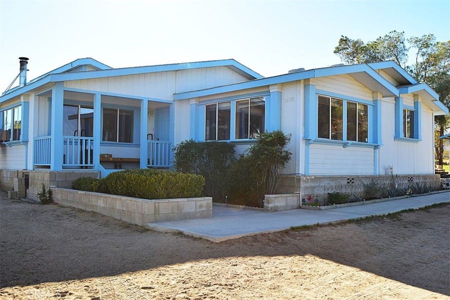 Property photo for 56788 Encantado Road, Landers, CA