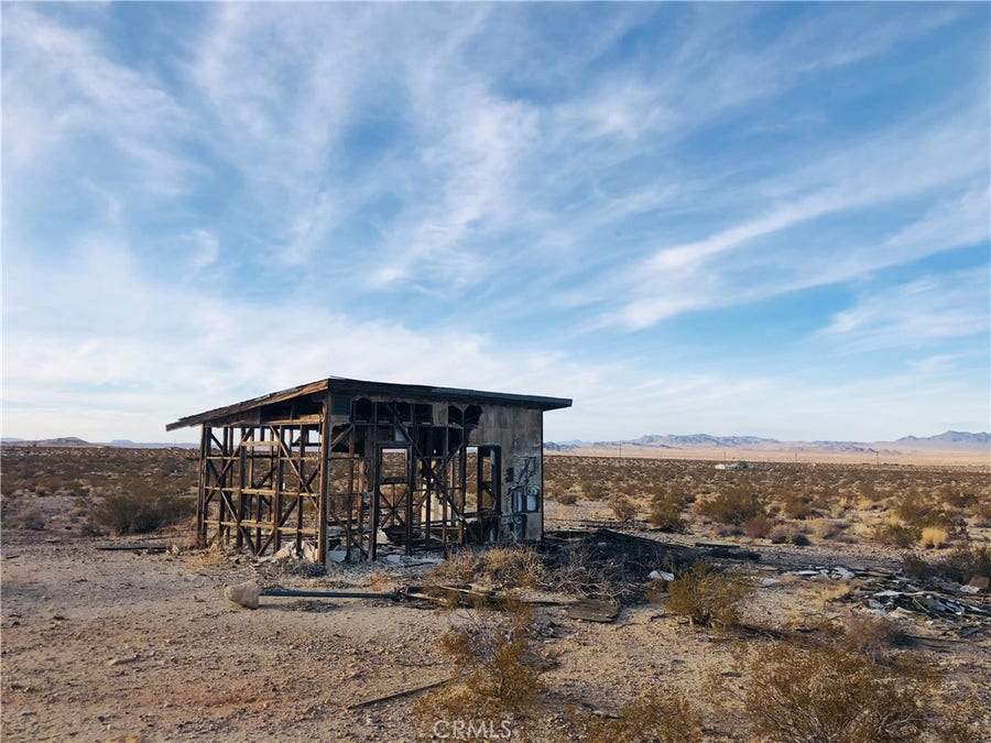 Property photo for 5 Pinto Mountain Road, Palms, CA