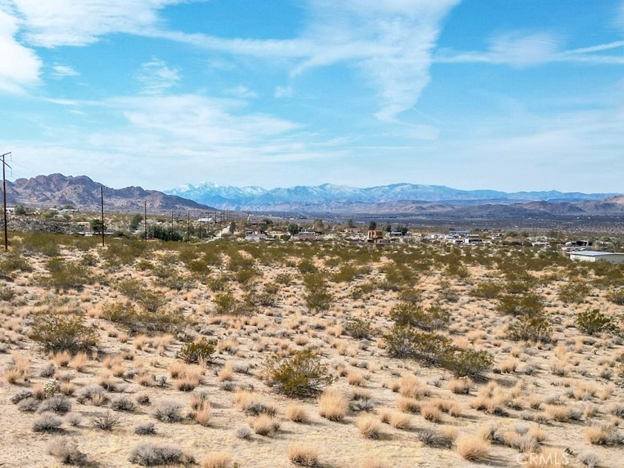 Property photo for 0 Copper Mountain Rd Road, Joshua Tree, CA