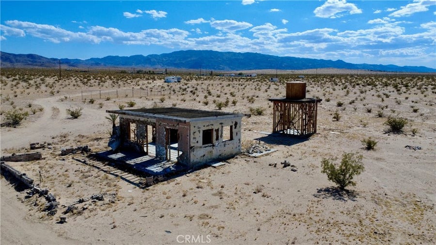 Property photo for 5620 Mojave Road, Palms, CA