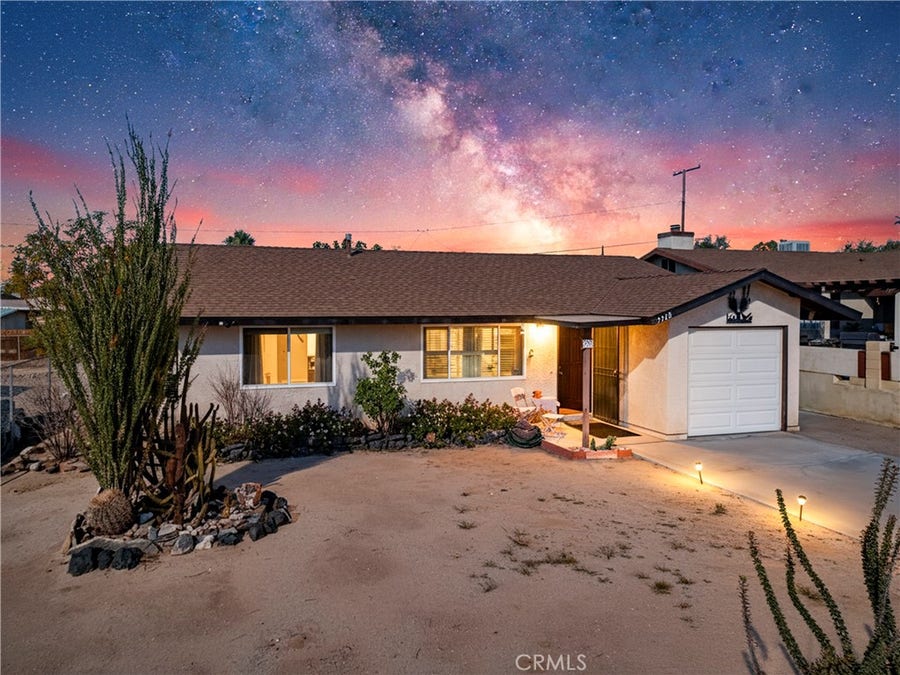 Property photo for 5968 Mariposa Avenue, Palms, CA