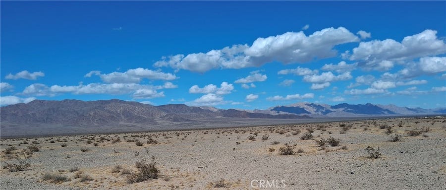 Property photo for 101 Screech Owl Road, Palms, CA