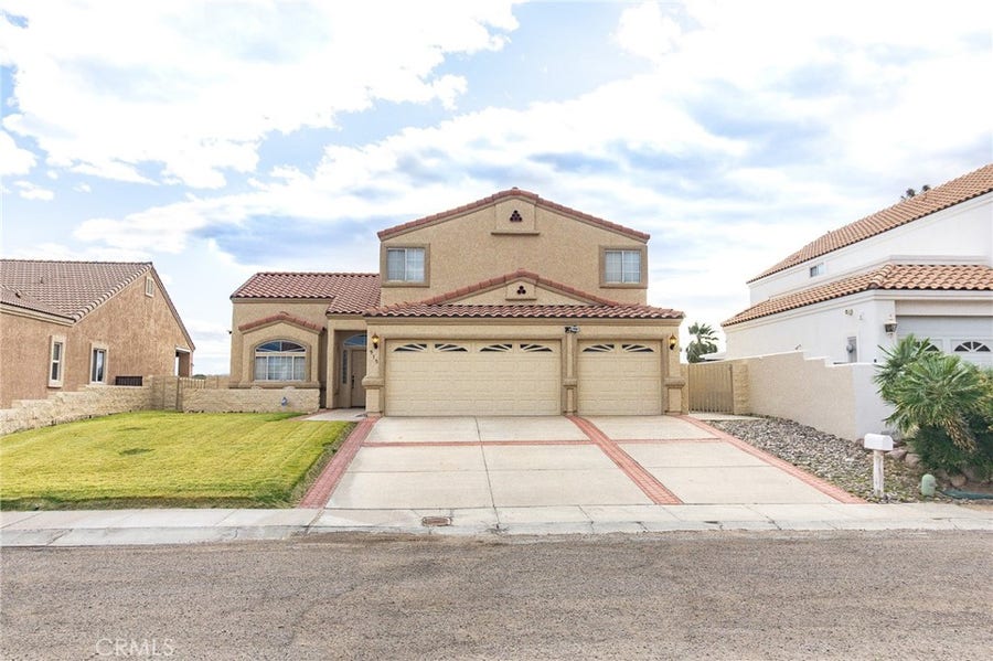 Property photo for 915 Beach Drive, Needles, CA
