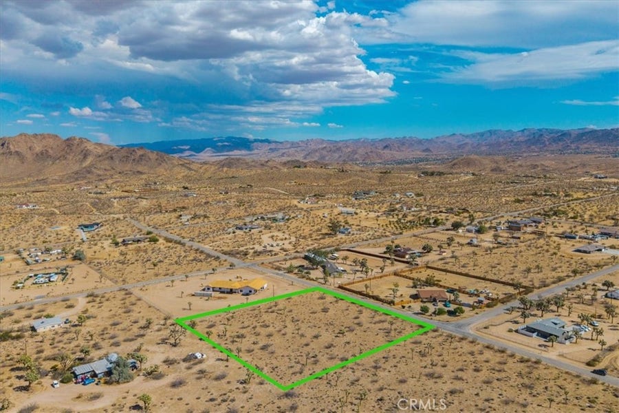 Property photo for 6 Sunway Drive, Yucca Valley, CA